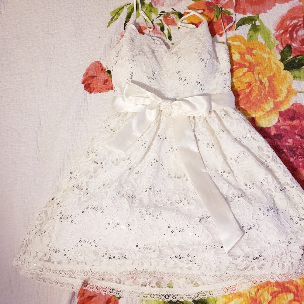 White sequins prom dress Size 9